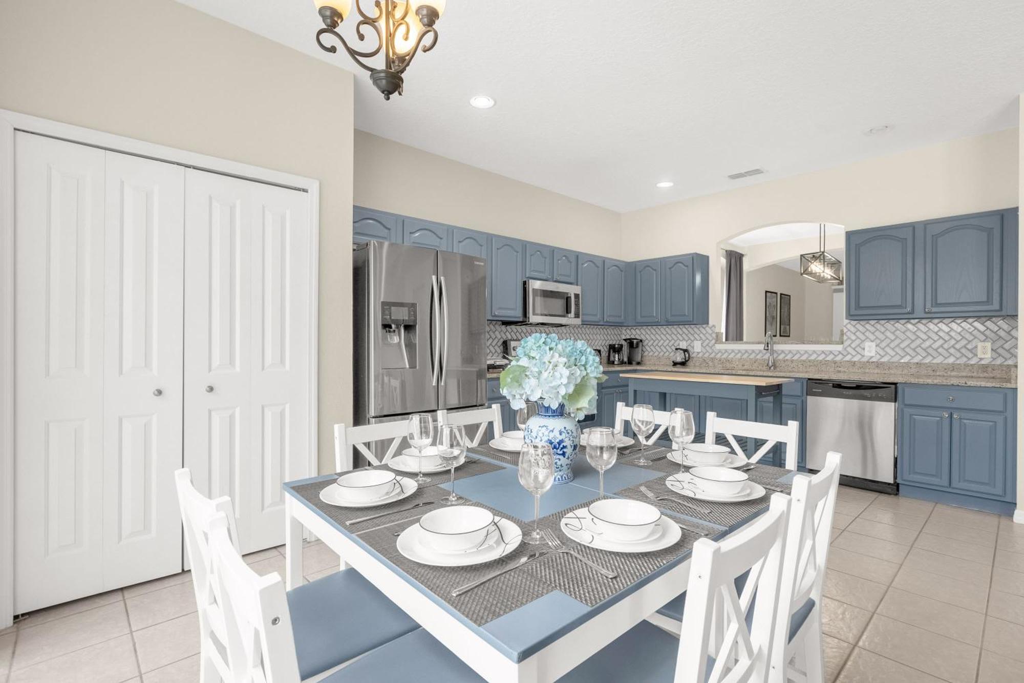 Large Spacious Home W Private Pool & Hot Tub Davenport Exterior foto